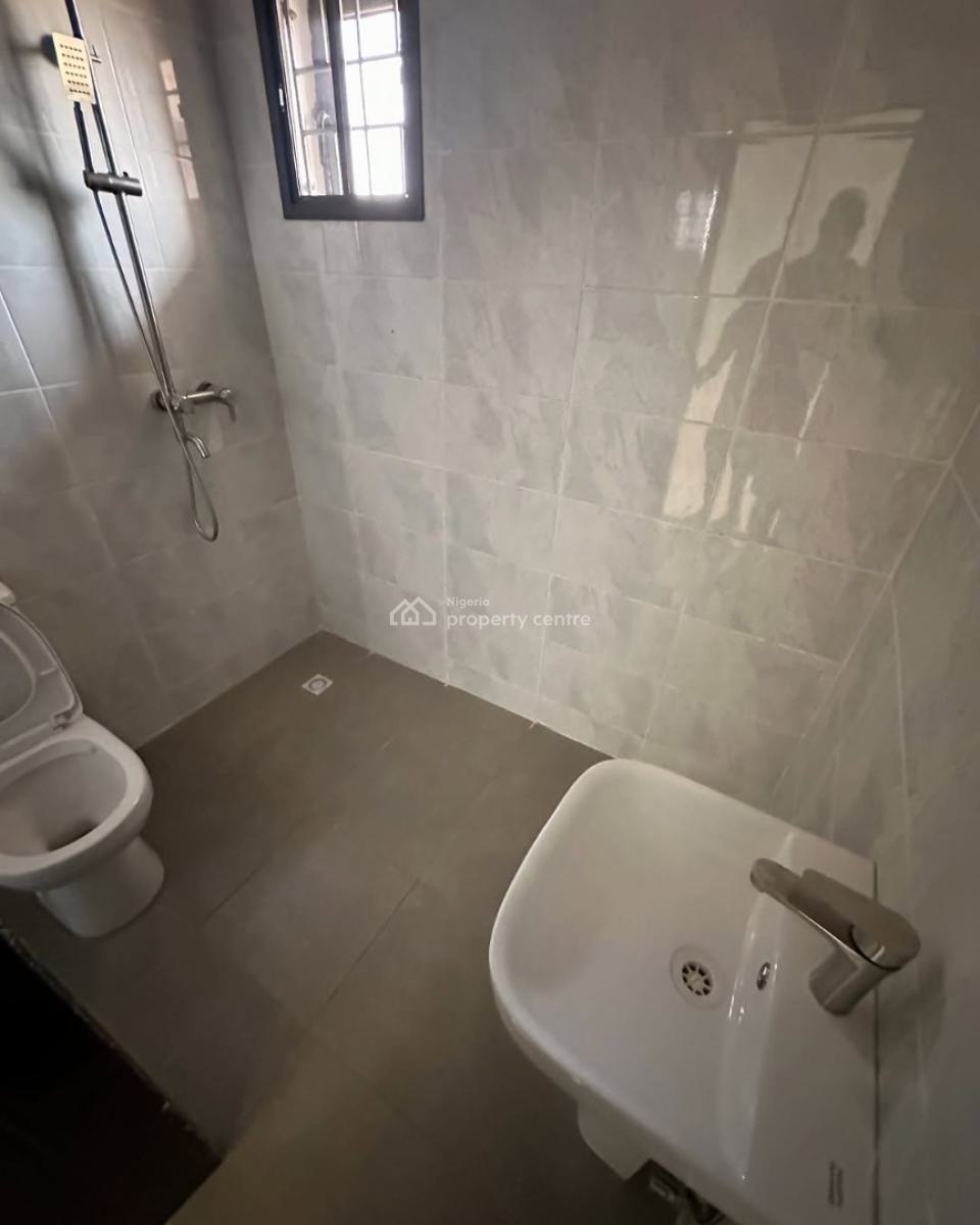 Brand New 4 Bedrooms Terrace Duplex with Bq, Gaduwa, Abuja, Terraced Duplex for Sale