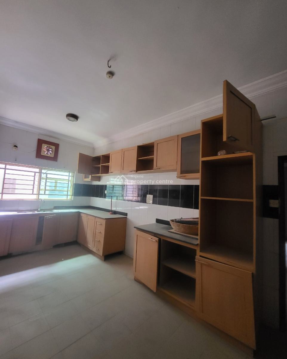 Luxurious Massive 3 Bedroom Flat, Back of Games Village, Kaura, Abuja, Flat / Apartment for Rent