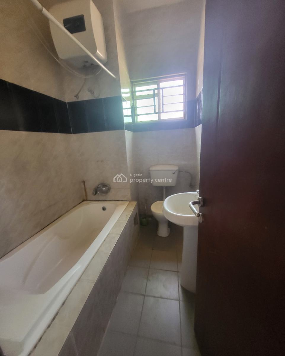 Luxurious Massive 3 Bedroom Flat, Back of Games Village, Kaura, Abuja, Flat / Apartment for Rent