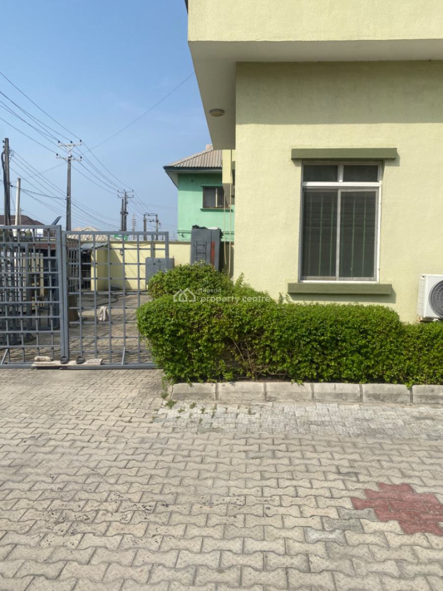Spacious 3 Bedroom Apartment, Marwa, Lekki Phase 1, Lekki, Lagos, Flat / Apartment for Rent