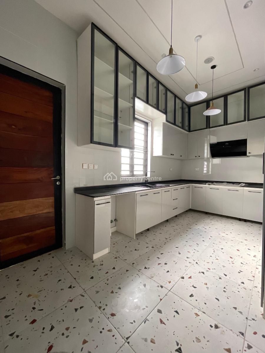 Exquisite  4 Bedroom Fully Detached with Bq and Pool, Ajah, Lagos, Detached Duplex for Sale