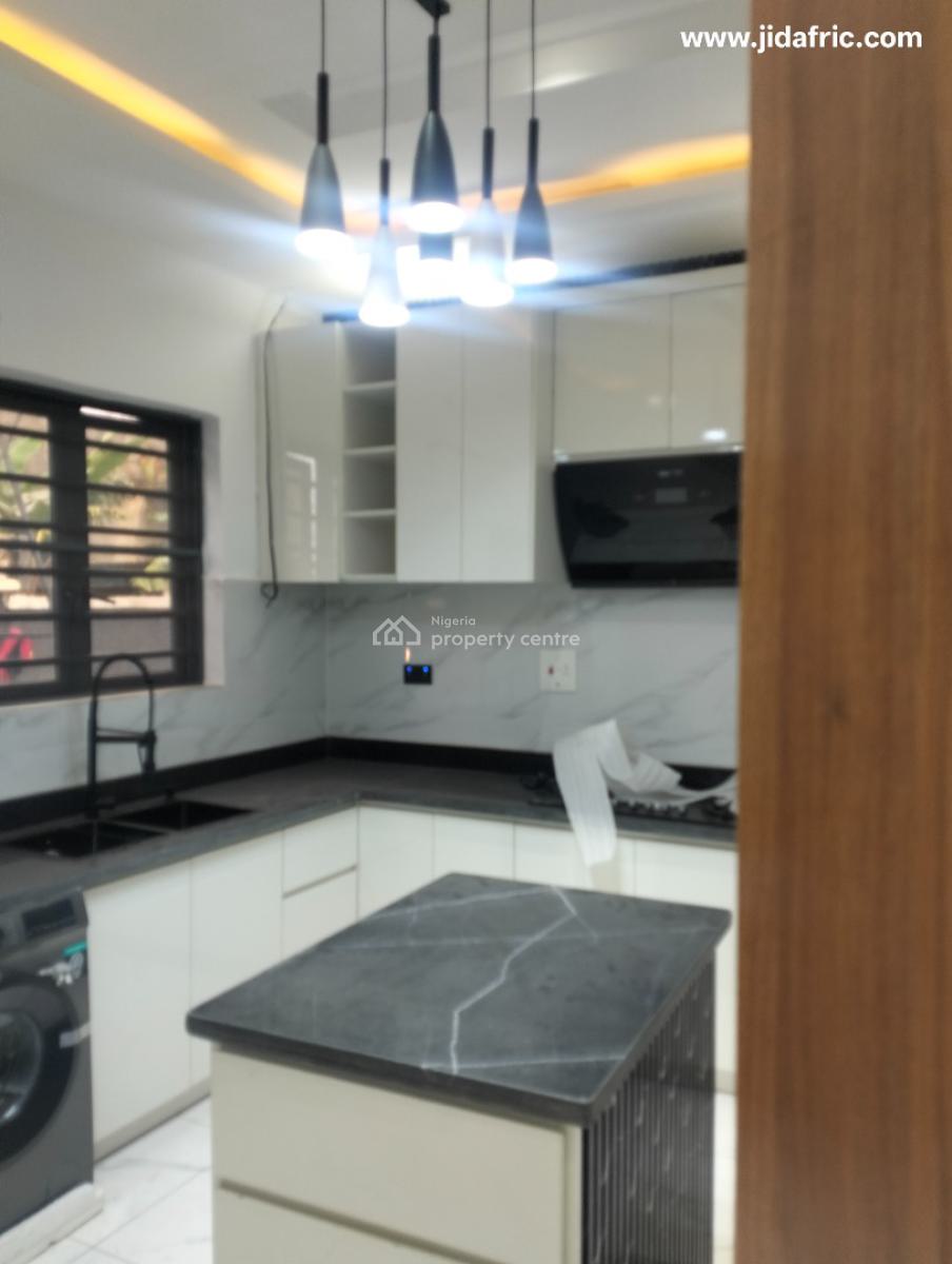 Exquisitely 5 Bedroom with Pool, Sunshine Estate, Sangotedo, Ajah, Lagos, Detached Duplex for Sale