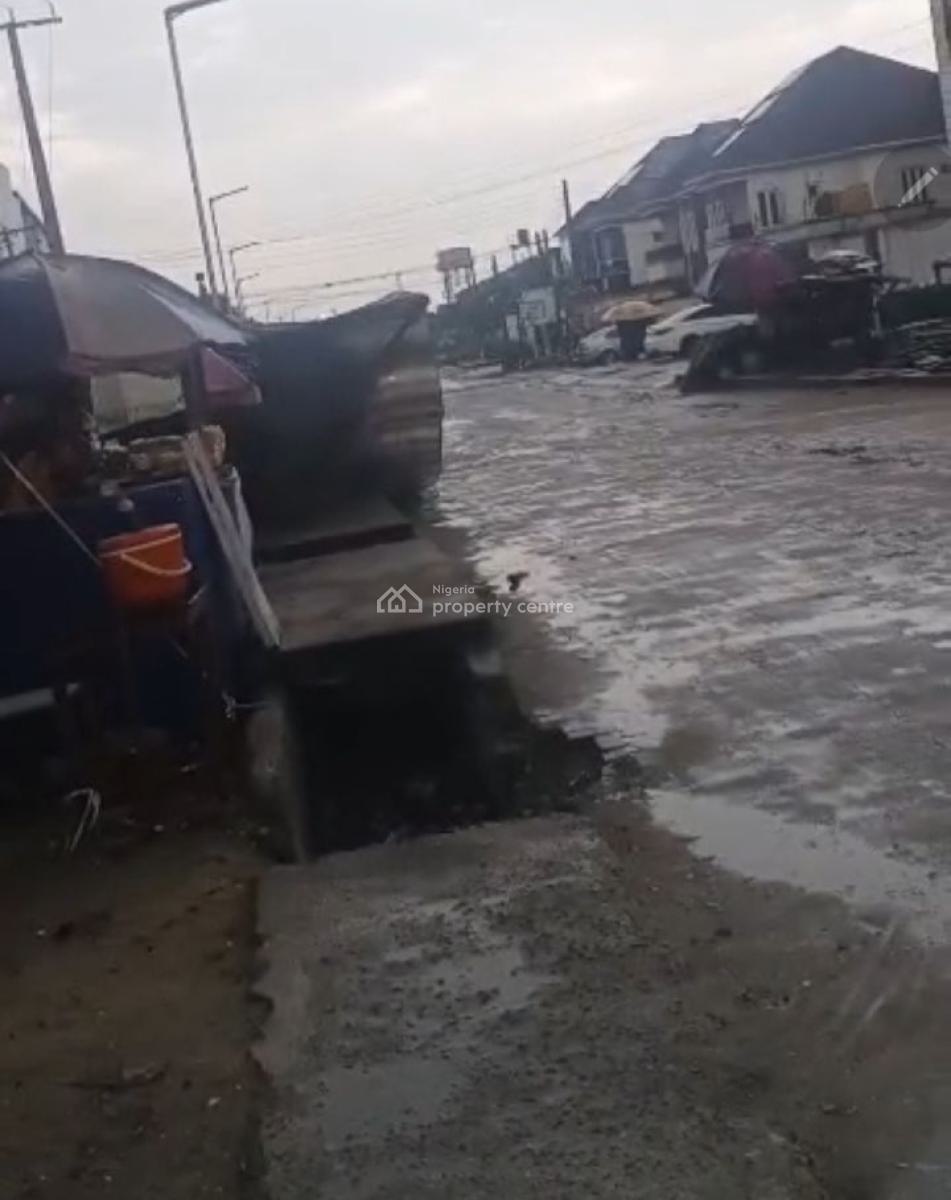 Cornerpiece Dry Land Measuring 678sqm (video Available on Request), Along Ologolo Major Road, Ologolo, Lekki, Lagos, Residential Land for Sale