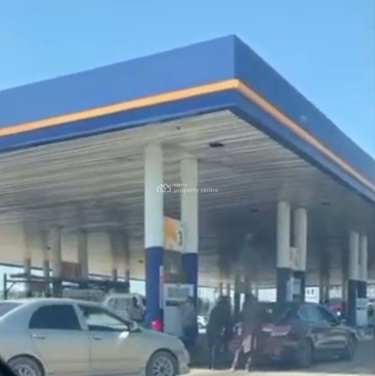 Filling Station Sitting on Massive Land, Jabi, Abuja, Filling Station for Sale