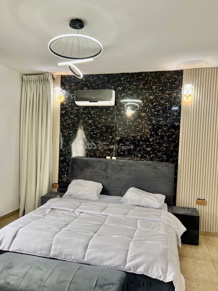1 Bedroom Apartment with Ps4 Game on The 4th Floor, Lekki Phase 1, Lekki, Lagos, Flat / Apartment Short Let