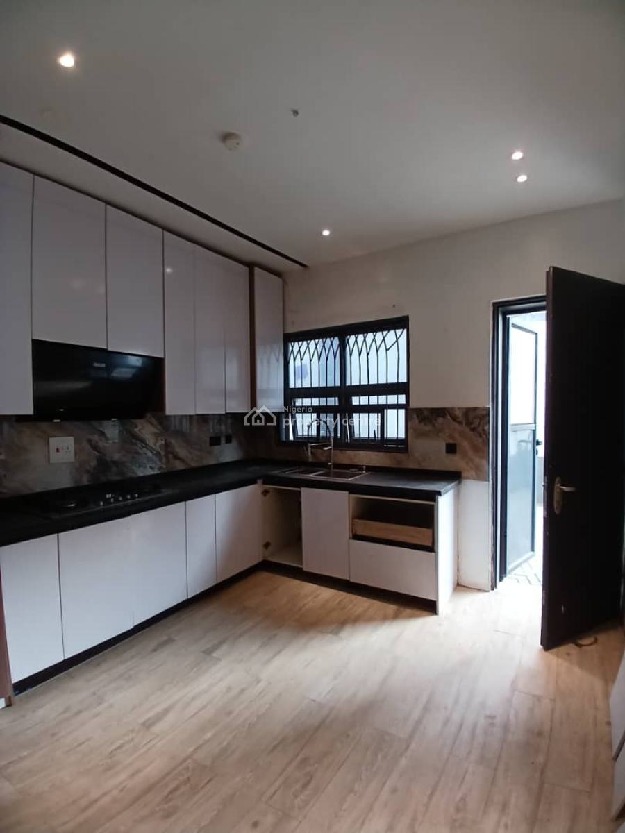 Serviced 4 Bedroom Terraced Duplex with a Bq, Guzape District, Abuja, Terraced Duplex for Rent