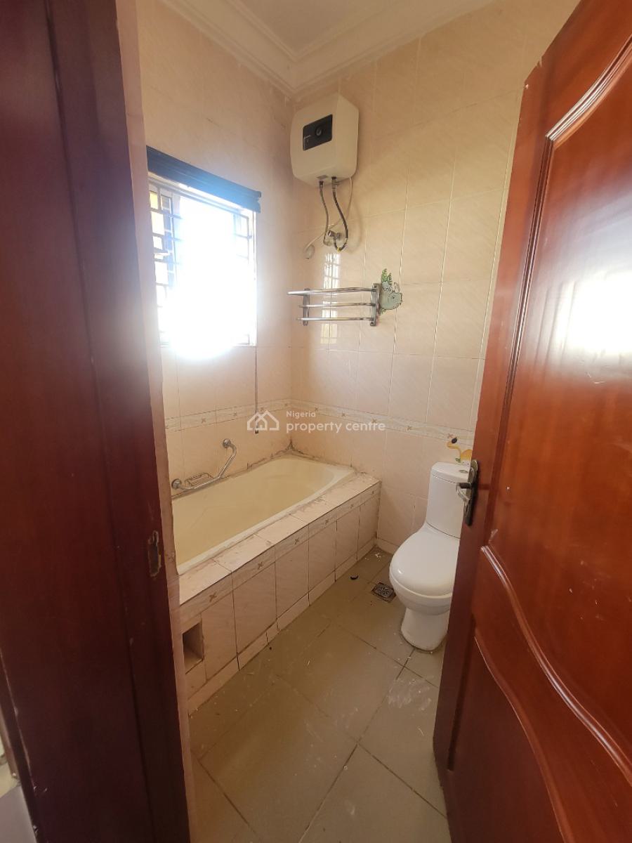 Newlt Renovated 4 Bedroom Terrace + Bq & Swimming Pool, Jabi, Abuja, Terraced Duplex for Rent