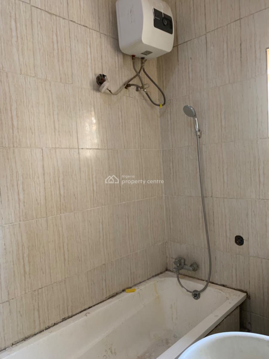 3 Bedroom Flat on The Ground Floor, Katampe, Abuja, Flat / Apartment for Rent