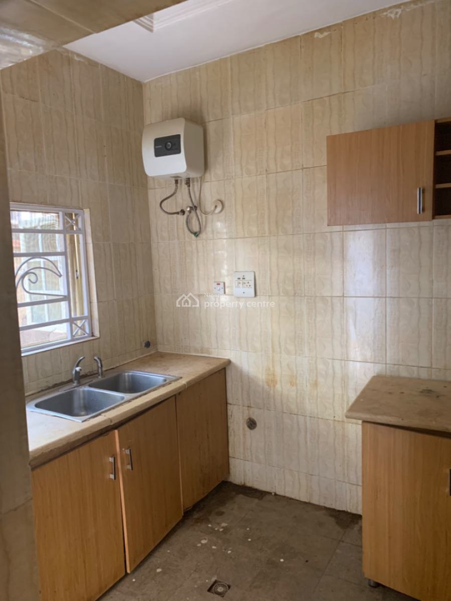 3 Bedroom Flat on The Ground Floor, Katampe, Abuja, Flat / Apartment for Rent