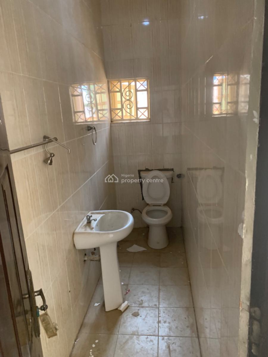 3 Bedroom Flat on The Ground Floor, Katampe, Abuja, Flat / Apartment for Rent