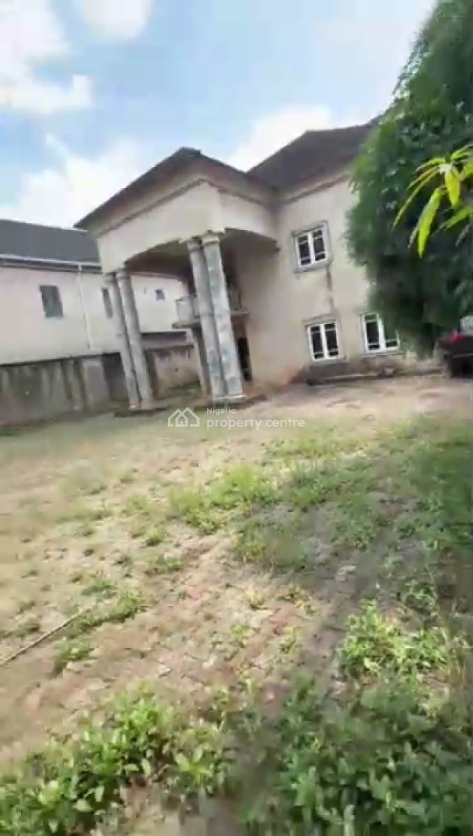 Standard and Tastefully Finished 5 Bedrooms Duplex, Seliat Estate, Egbeda, Alimosho, Lagos, Detached Duplex for Sale