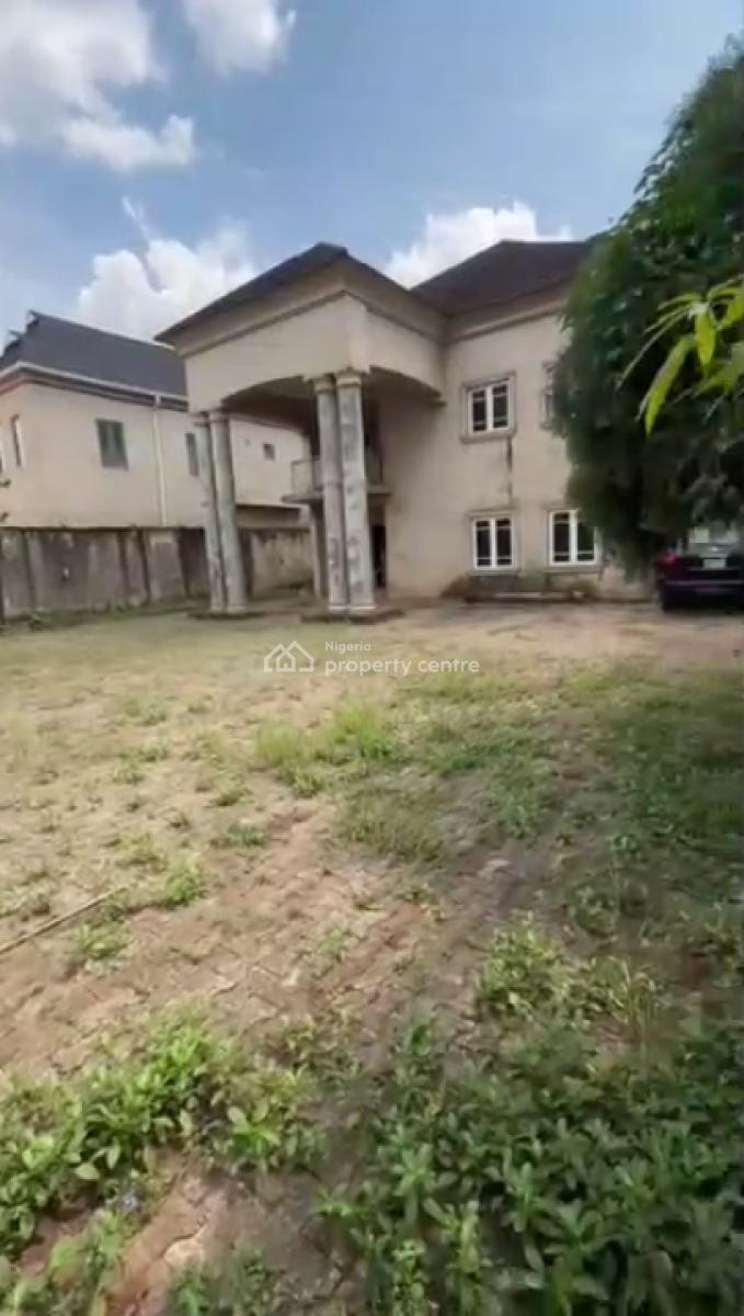 Standard and Tastefully Finished 5 Bedrooms Duplex, Seliat Estate, Egbeda, Alimosho, Lagos, Detached Duplex for Sale