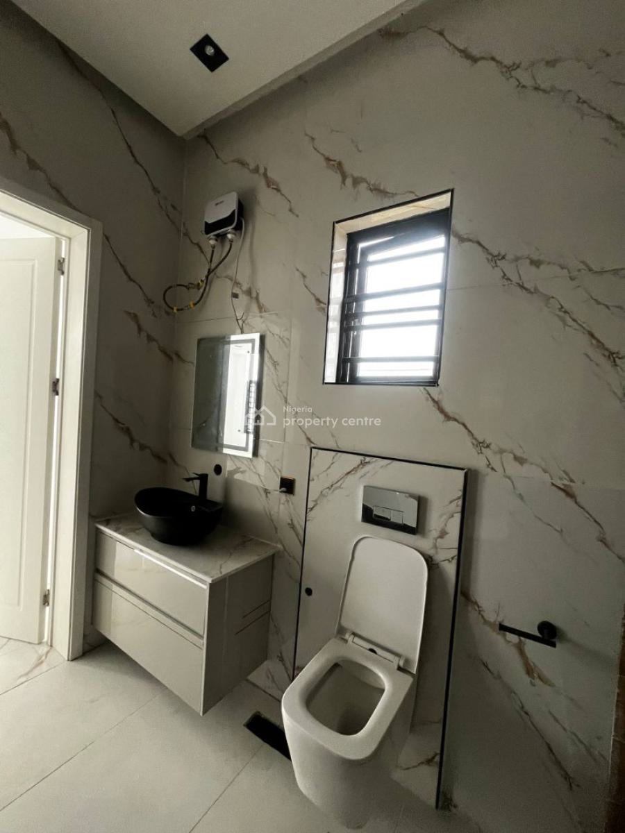 5 Bedroom Detached House with Bq, Vgc, Lekki, Lagos, Detached Duplex for Sale