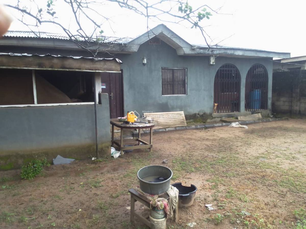 3bedroom +2bedroom, Sango Ota, Ogun, Block of Flats for Sale