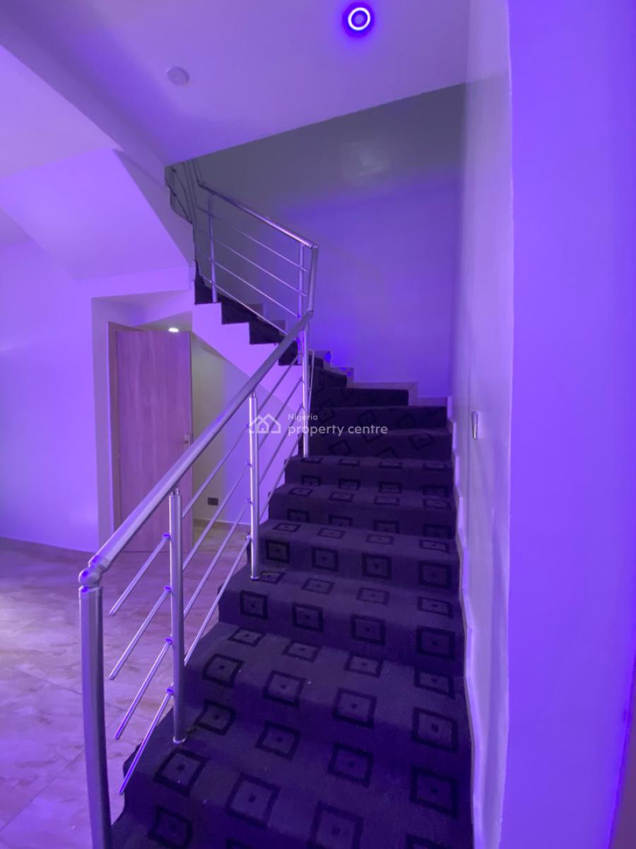 4 Bedrooms Terraced Duplex, Ikota, Lekki, Lagos, Terraced Duplex for Rent