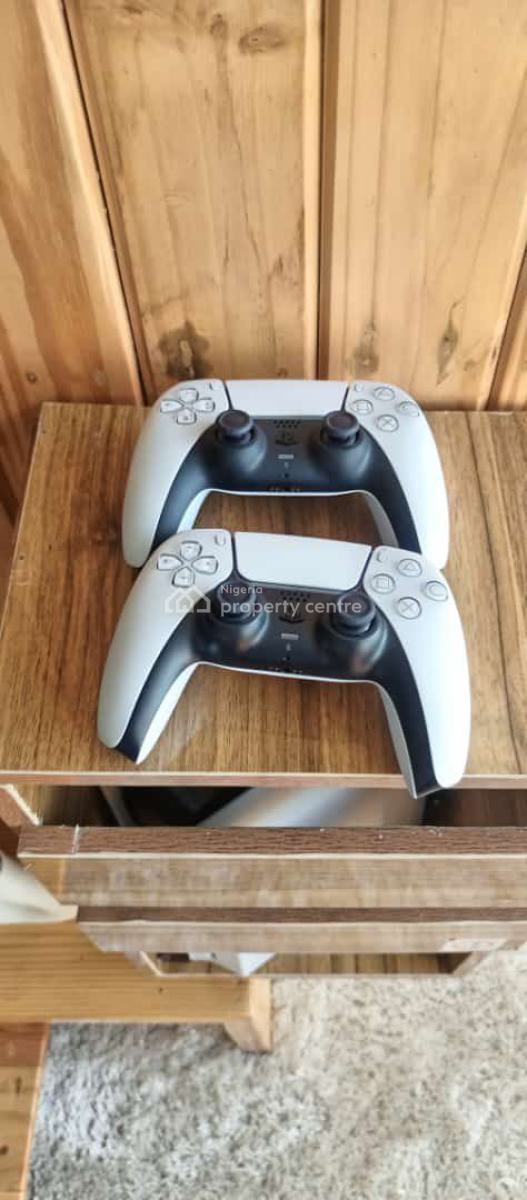 Stunning 2-bedroom Apartment with Ps, Victoria Island (vi), Lagos, Flat / Apartment Short Let