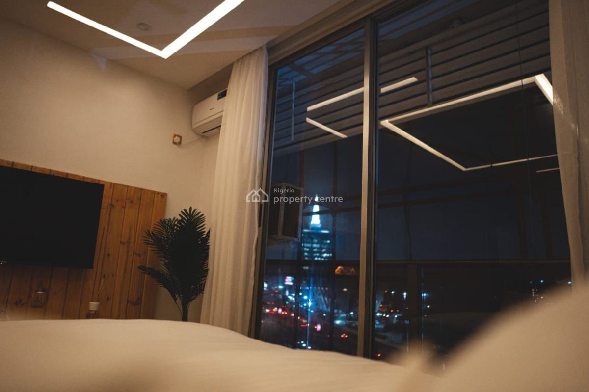 Stunning 2-bedroom Apartment with Ps, Victoria Island (vi), Lagos, Flat / Apartment Short Let