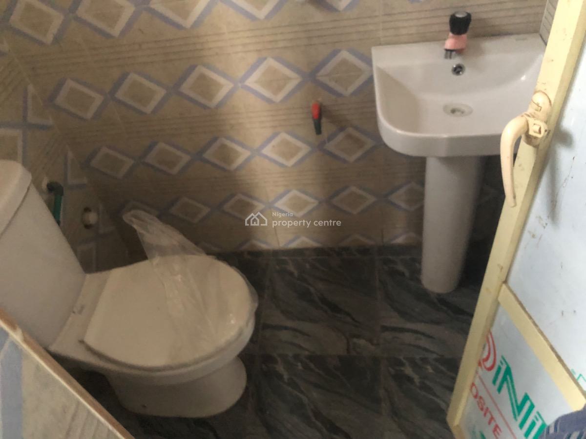 Newly Built Spacious 2 Bedroom All Room Ensuit in a Serene Area, Shomolu, Lagos, Flat / Apartment for Rent