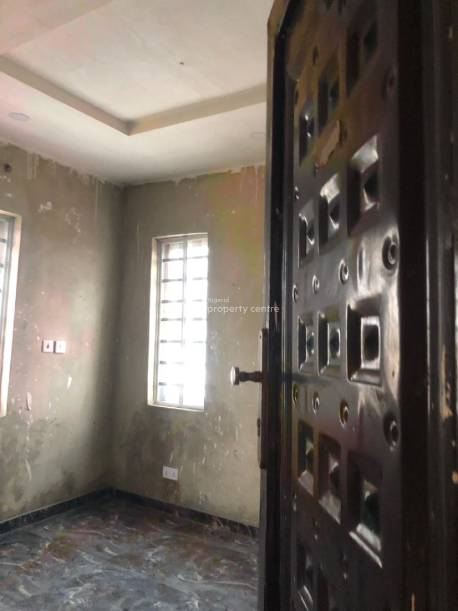 Newly Built Spacious 2 Bedroom All Room Ensuit in a Serene Area, Shomolu, Lagos, Flat / Apartment for Rent