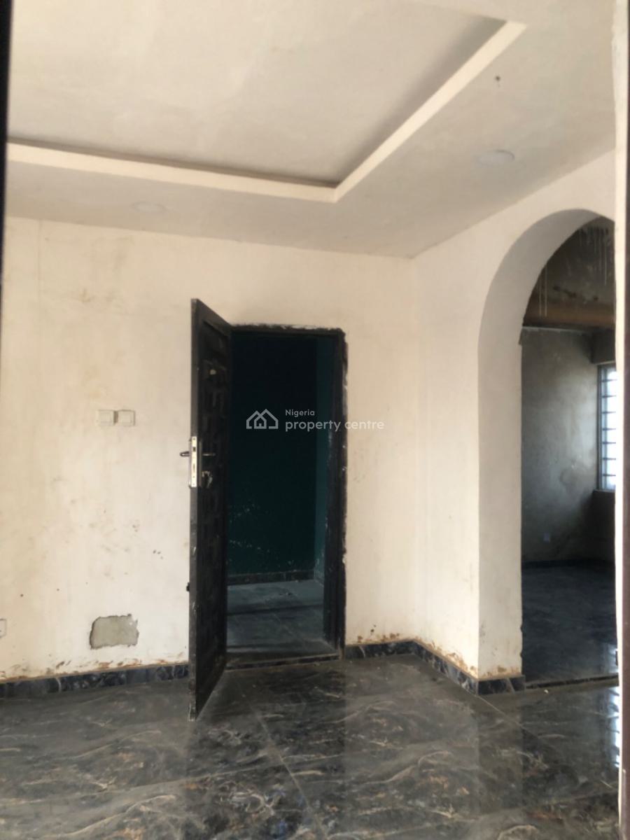 Newly Built Spacious 2 Bedroom All Room Ensuit in a Serene Area, Shomolu, Lagos, Flat / Apartment for Rent