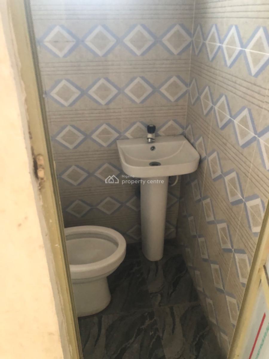 Newly Built Spacious 2 Bedroom All Room Ensuit in a Serene Area, Shomolu, Lagos, Flat / Apartment for Rent