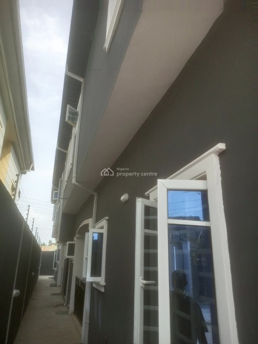 Newly Built Spacious Mini Flat, Five Junction Ijegun, Isolo, Lagos, Mini Flat (room and Parlour) for Rent