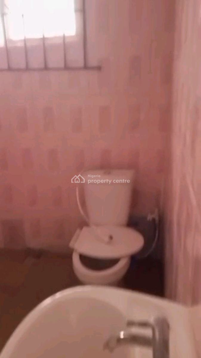 Decent Specious 4 Bedrooms Bungalow Common Compound, Medina Estate, Medina, Gbagada, Lagos, Detached Bungalow for Rent