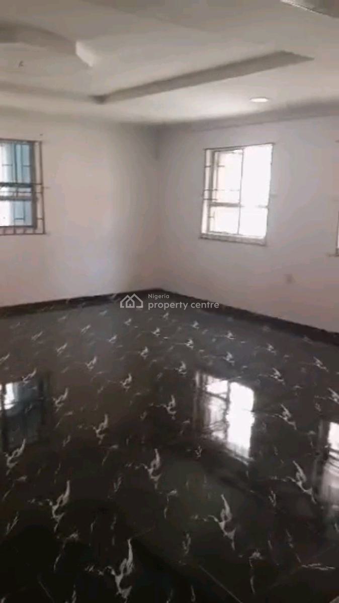 Decent Specious 4 Bedrooms Bungalow Common Compound, Medina Estate, Medina, Gbagada, Lagos, Detached Bungalow for Rent