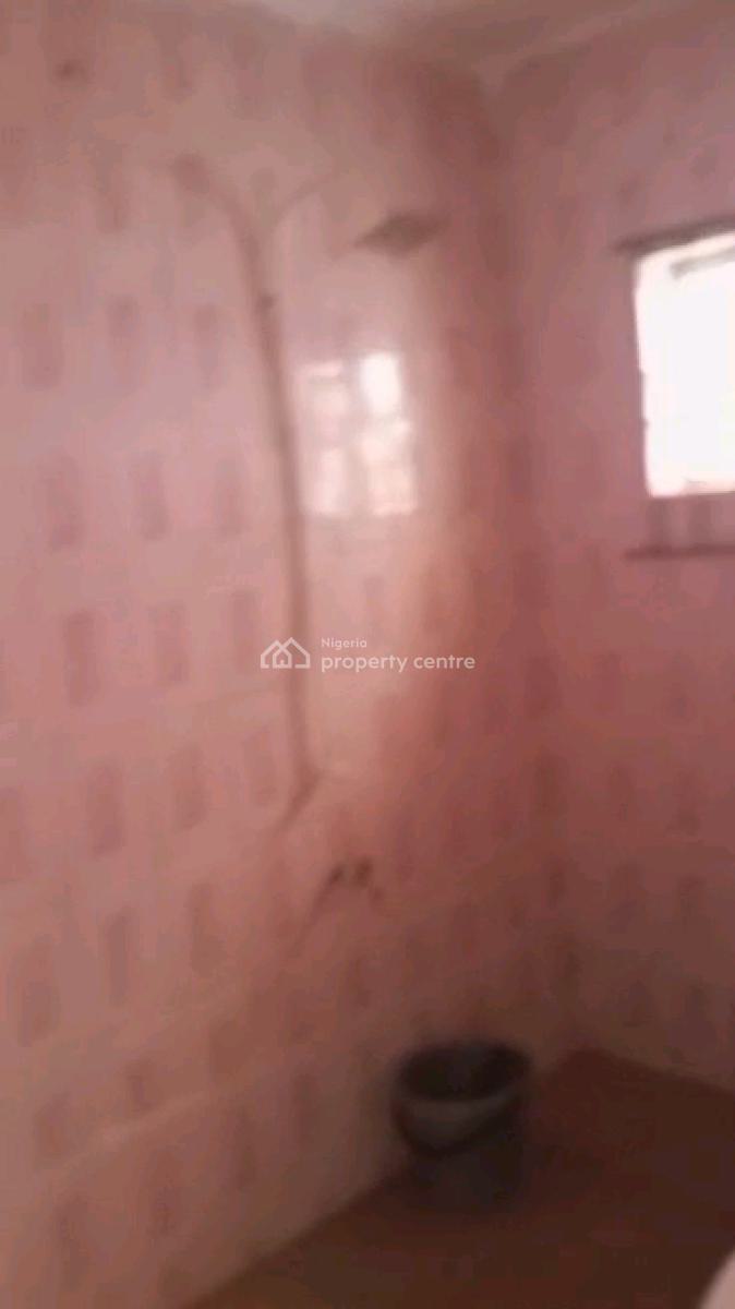 Decent Specious 4 Bedrooms Bungalow Common Compound, Medina Estate, Medina, Gbagada, Lagos, Detached Bungalow for Rent