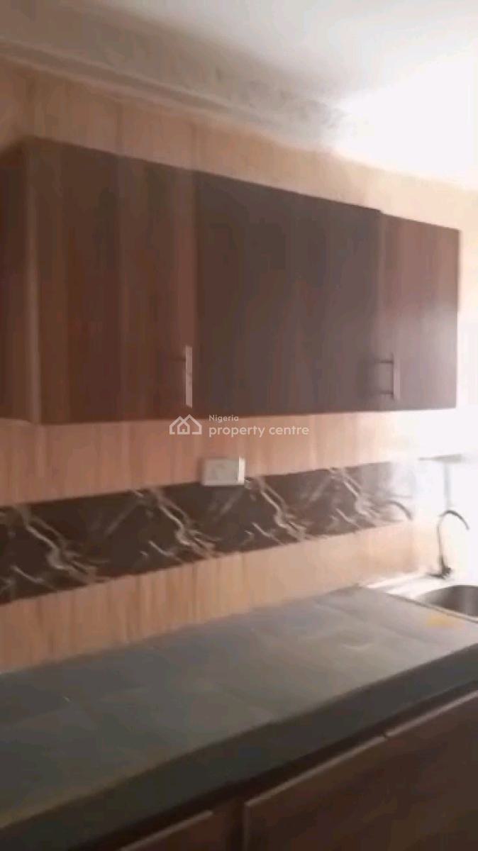 Decent Specious 4 Bedrooms Bungalow Common Compound, Medina Estate, Medina, Gbagada, Lagos, Detached Bungalow for Rent