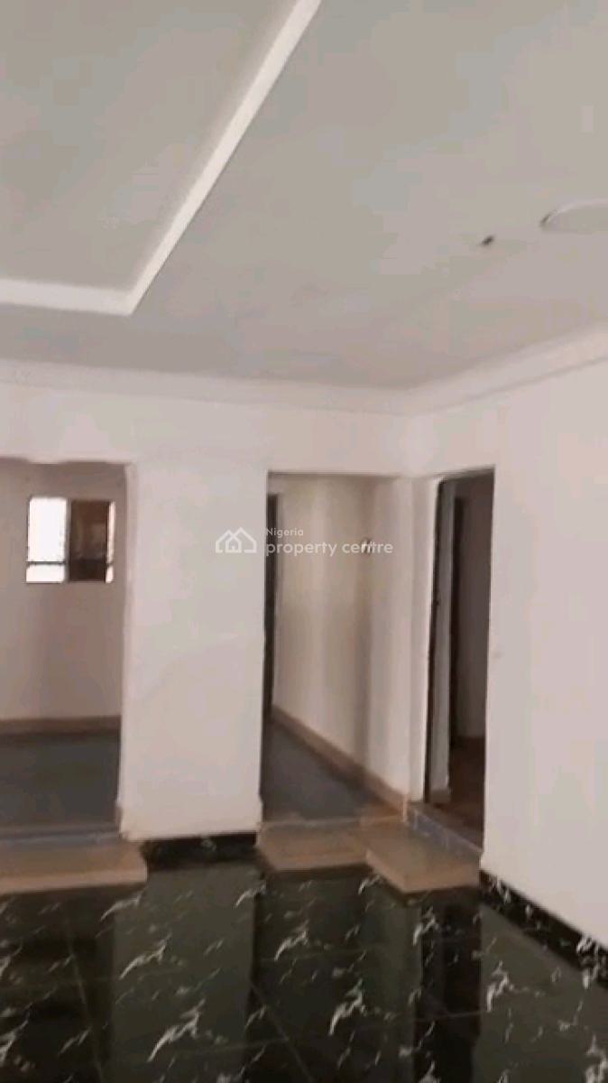 Decent Specious 4 Bedrooms Bungalow Common Compound, Medina Estate, Medina, Gbagada, Lagos, Detached Bungalow for Rent