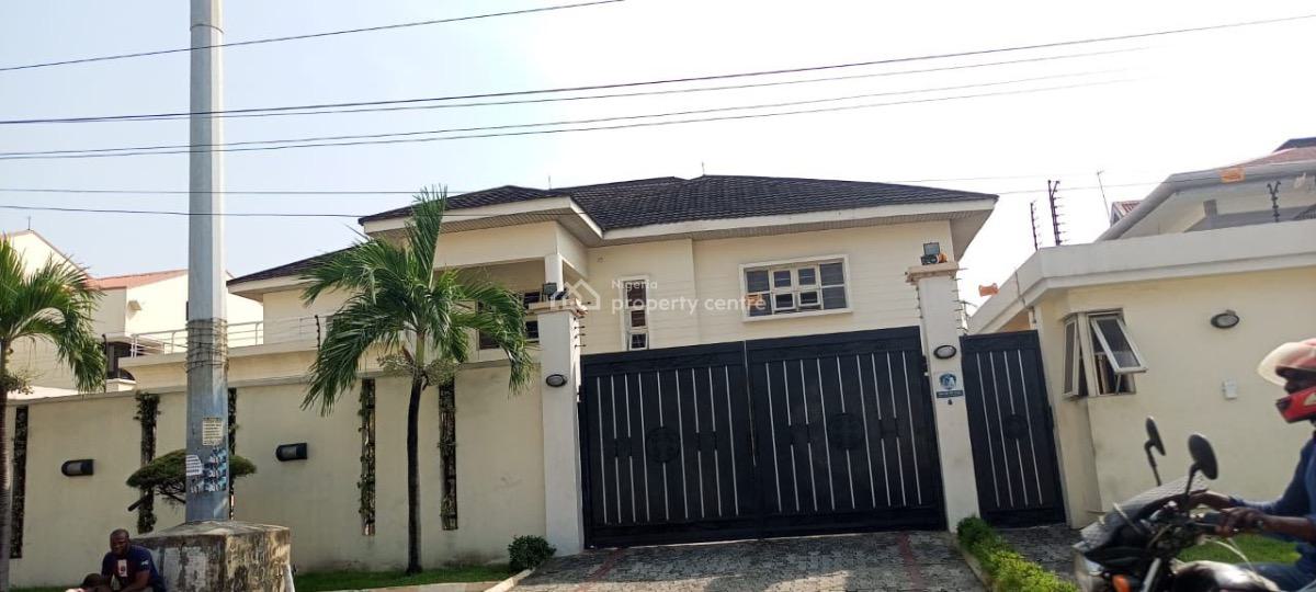 Strategic 4 Bedroom Detached House with 4 Maids Room on 940m2, Admiralty Way, Lekki Phase 1, Lekki, Lagos, House for Rent