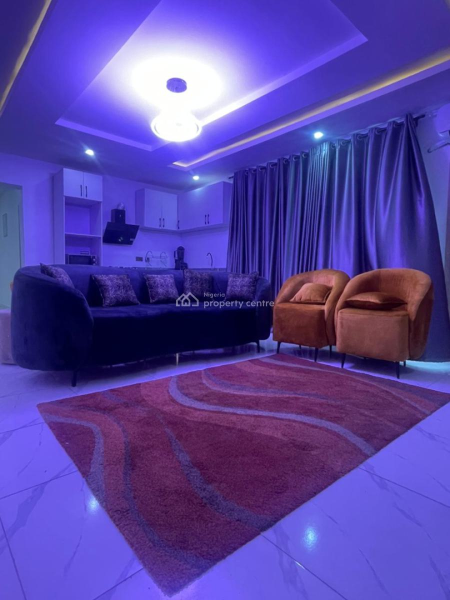 Well Furnished 2 Bedroom Flat, Ikate, Lekki, Lagos, Flat / Apartment for Rent