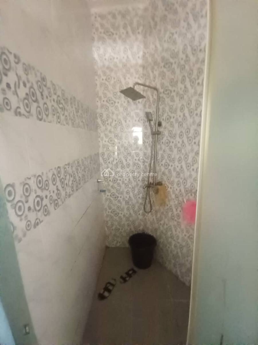 Clean and Spacious Room in a Duplex Available, Orchid Rd, Lekki, Lagos, Self Contain (single Rooms) for Rent