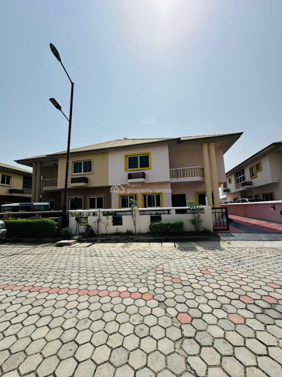 Beautifully Built 4 Bedroom Semi Detached Duplex with Bq, Victoria Island (vi), Lagos, Semi-detached Duplex for Rent