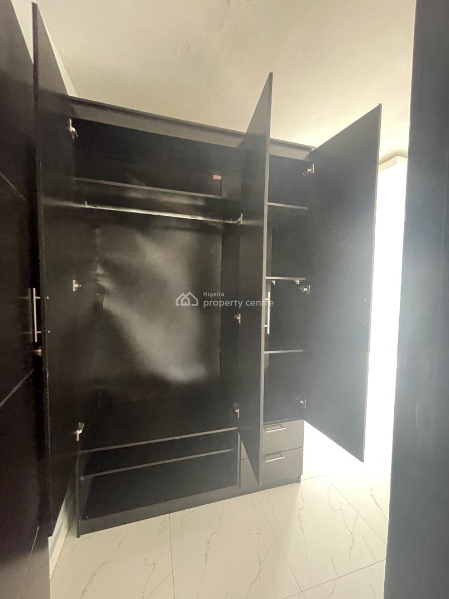 2 Bedroom Apartment, Ologolo, Lekki, Lagos, Flat / Apartment for Sale