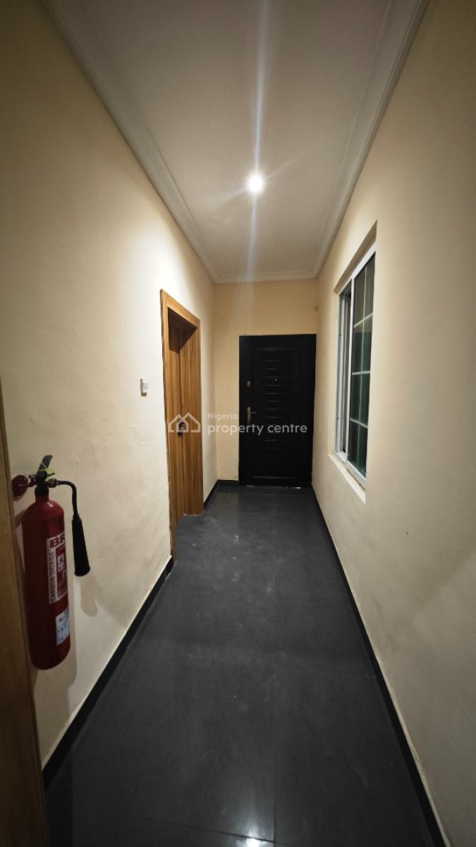 Luxury 3 Bedrooms Flat with Excellent Facilities, Off Palace Road, Oniru, Victoria Island (vi), Lagos, Flat / Apartment for Rent