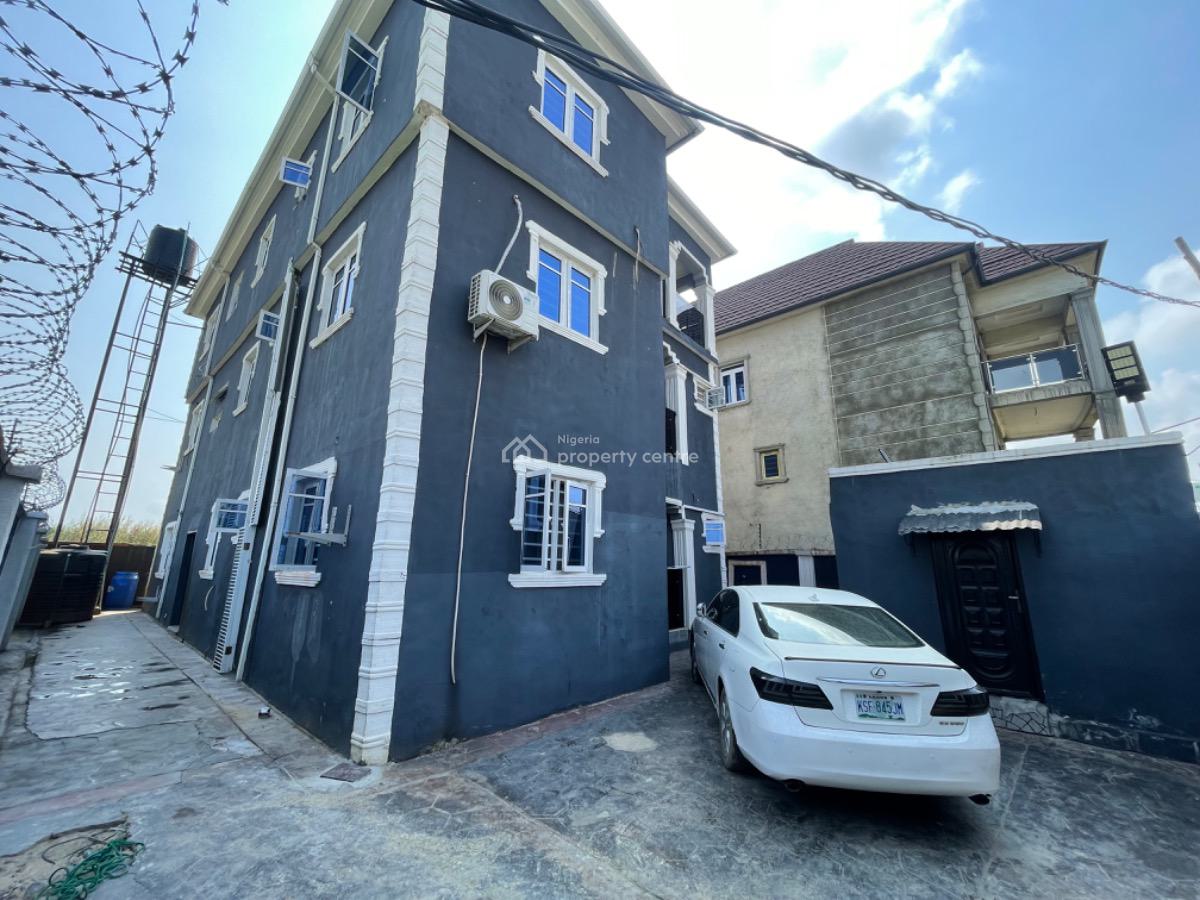 a Well Maintained 3 Bedroom with Spacious Balcony  on 2nd Floor, Badore, Ajah, Lagos, House for Rent