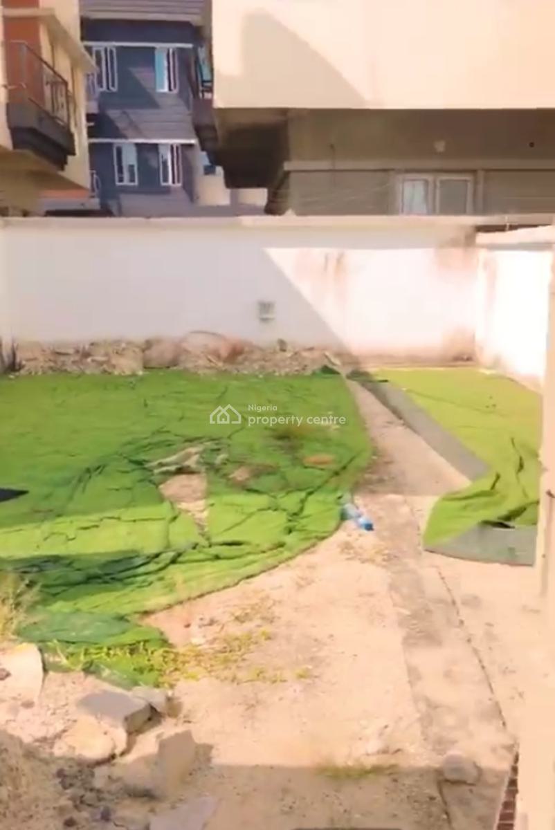 Half Fenced and Serviced Plot Within a Mini Court, Cluster One Estate, Lekki County, Ikota, Lekki, Lagos, Residential Land for Sale