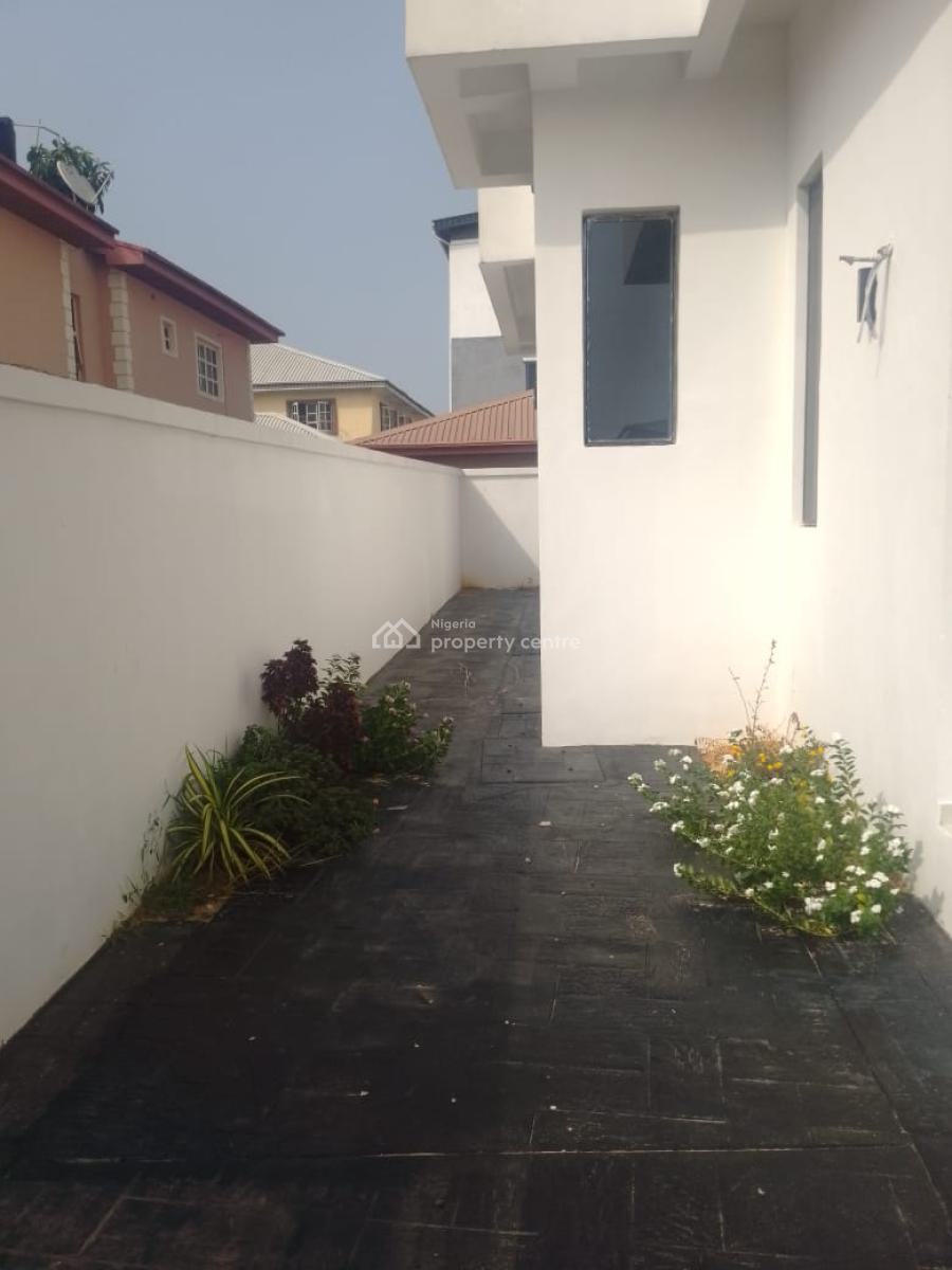 5 Bedroom Detached Duplex with Bq, Gra Phase 1, Magodo, Lagos, Detached Duplex for Rent