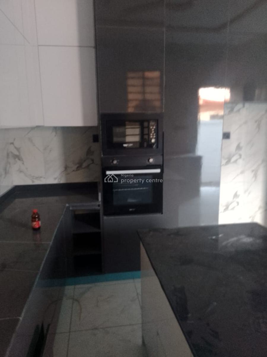 5 Bedroom Detached Duplex with Bq, Gra Phase 1, Magodo, Lagos, Detached Duplex for Rent