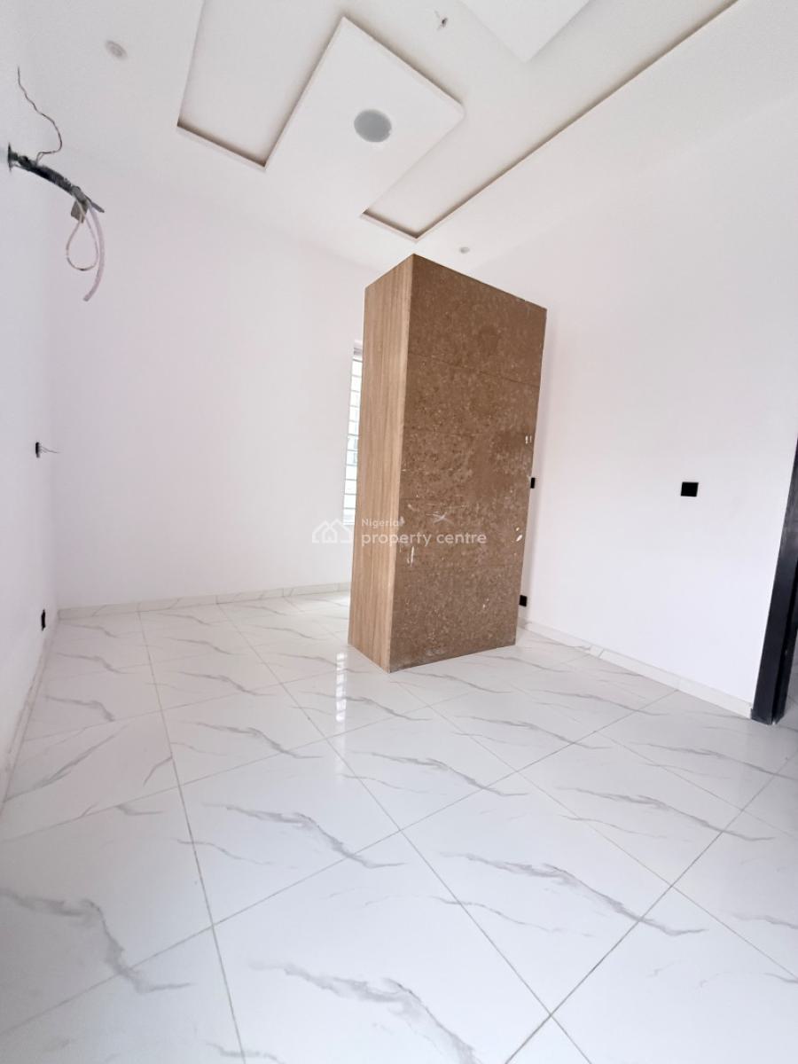 5-bedroom Fully Detached Terrace, Ajah, Lagos, House for Sale