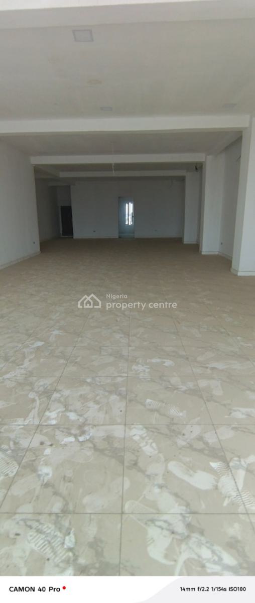 160sqm Space for Restaurants, Facing Ogombo Road, Ajah, Lagos, Restaurant / Bar for Rent