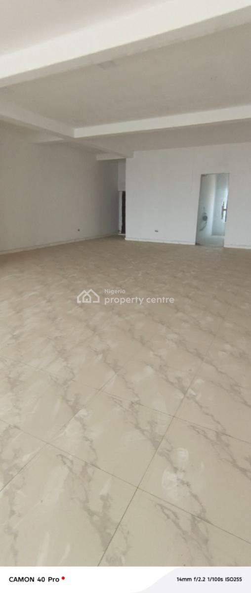 160sqm Space for Restaurants, Facing Ogombo Road, Ajah, Lagos, Restaurant / Bar for Rent