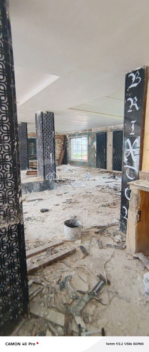 Space for Lounge Facing Ado Road, Ado Road By Ekis Bus Stop, Ajah, Lagos, Restaurant / Bar for Rent