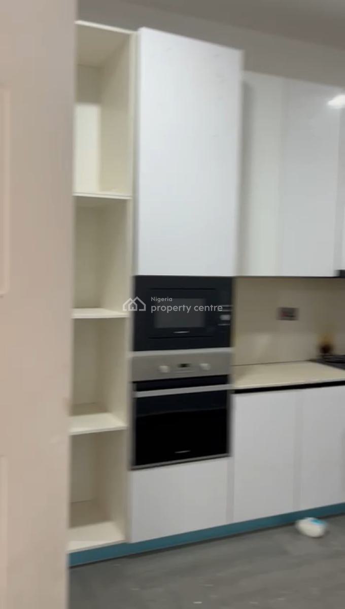 Luxury 4-bedroom Maisonette, Off Admiralty Road, Lekki Phase 1, Lekki, Lagos, Flat / Apartment for Rent