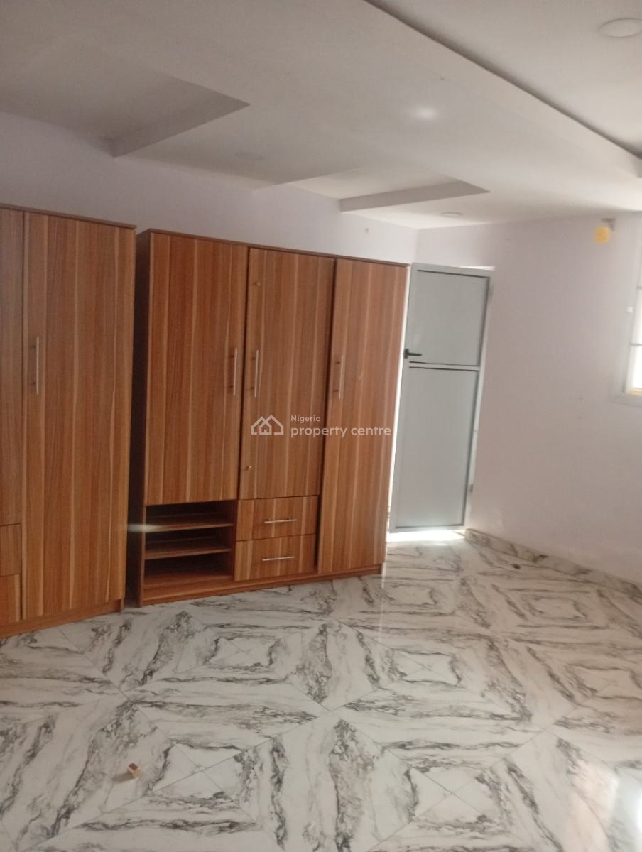 Executive 3 Bedroom Flat, Balogun Iju Ishaga, Ogba, Ikeja, Lagos, Flat / Apartment for Rent
