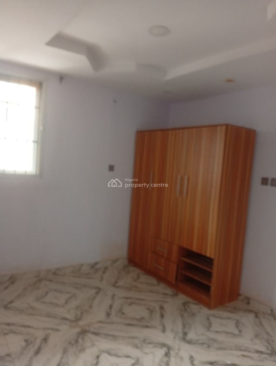 Executive 3 Bedroom Flat, Balogun Iju Ishaga, Ogba, Ikeja, Lagos, Flat / Apartment for Rent