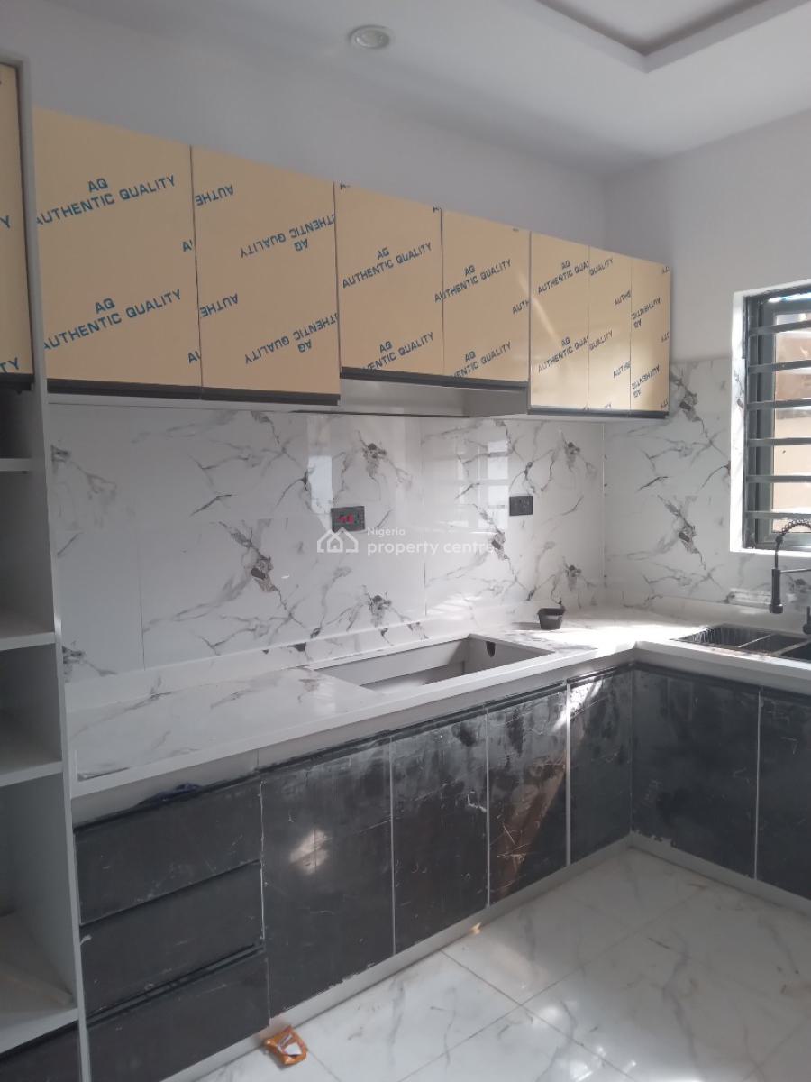 4 Bedroom Terrace Duplex in a Secure Estate, Sangotedo, Ajah, Lagos, Terraced Duplex for Sale