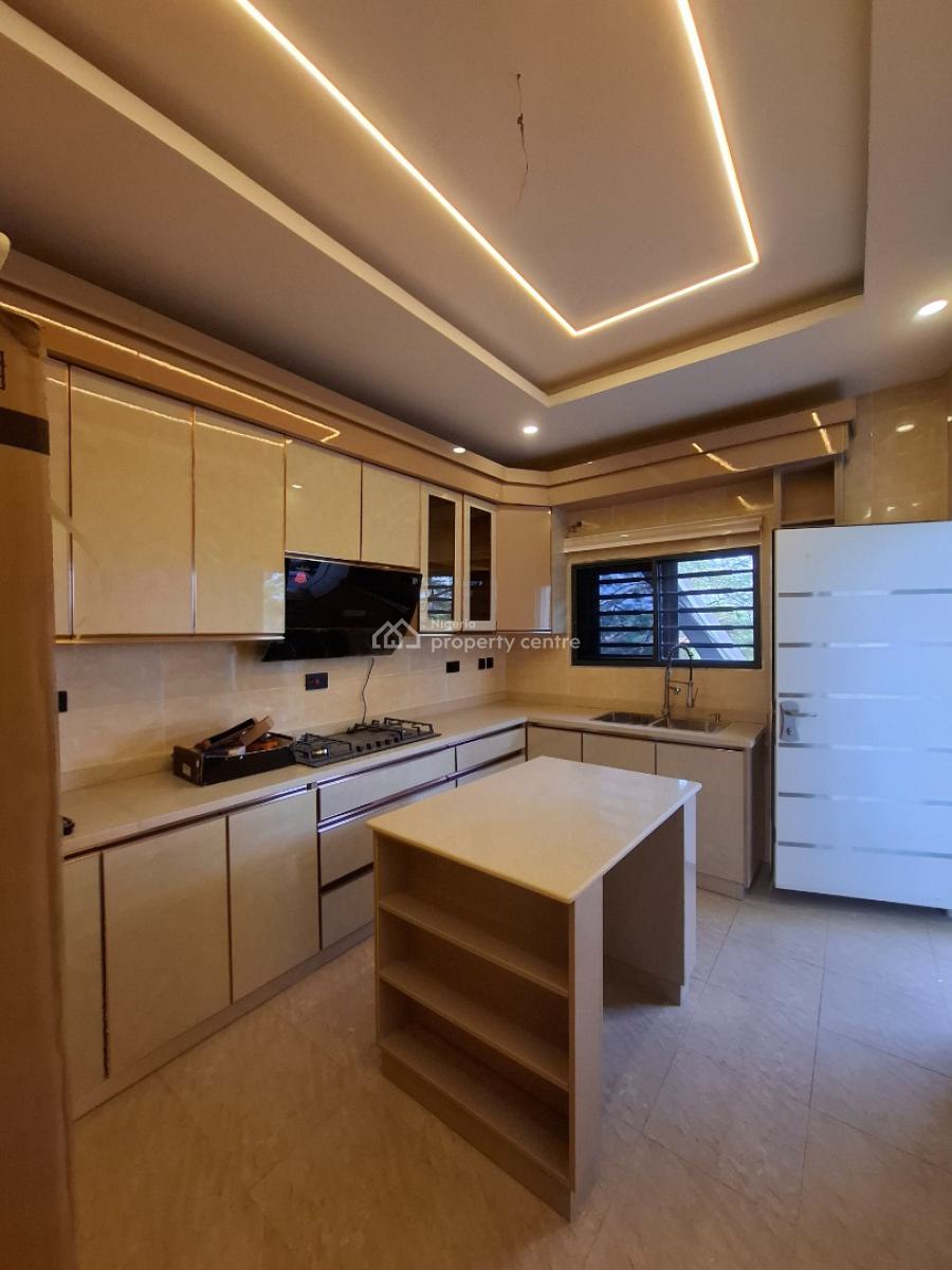 Standard and Furnished 3 Bedroom Apartment, Maitama District, Abuja, Flat / Apartment for Rent